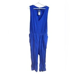 Universal Threads Women’s Blue Jumpsuit with Open Lower Back and Key Hole 2X